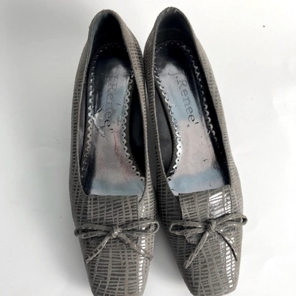J.RENEE Naughty Gray Lizard Low Heels Shoes Comfort Pumps Dressy 7.5 M. (C-002) - Picture 2 of 10